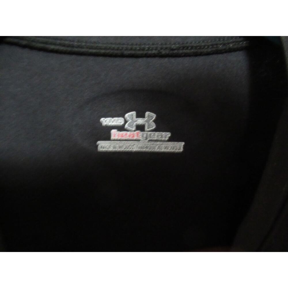 Pair of Youth Under Armour Shirts - Picture 8 of 11